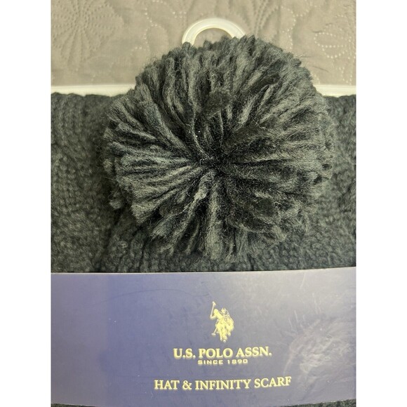 U.S Polo Assn. Cable Knit Pom Hat & Infinity Scarf Black NWT Fall Winter Chic - Picture 5 of 7